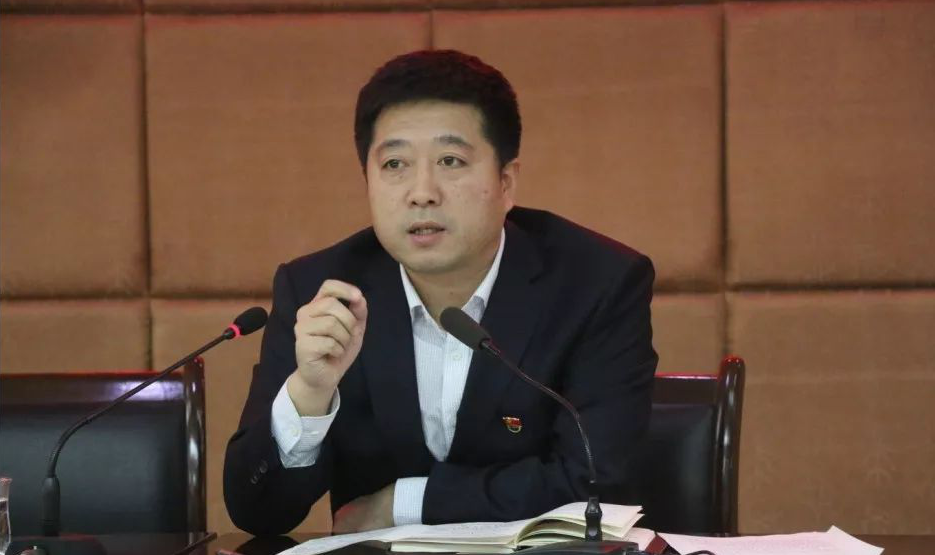 街道党工委书记徐其录讲话