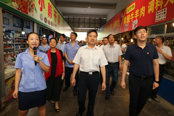 临淄区人民政府 部门动态 淄博市迎接国家卫生城市会.